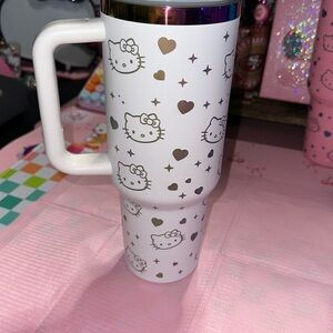 40oz White holographic Stainless Steel Tumbler. beautiful color white ..